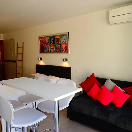 Apartment Gentleman - Heliopolis D 84 - Luxe - 2 Personnes